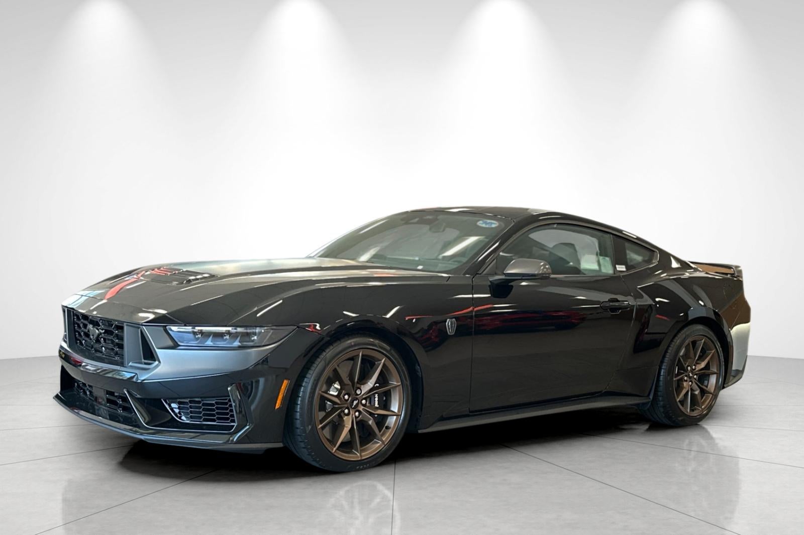 2026 Ford Mustang Dark Horse