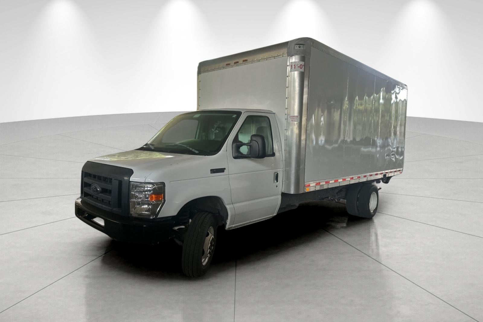2019 Ford E-450SD Base DRW