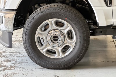 2027 Ford F-250SD XLT