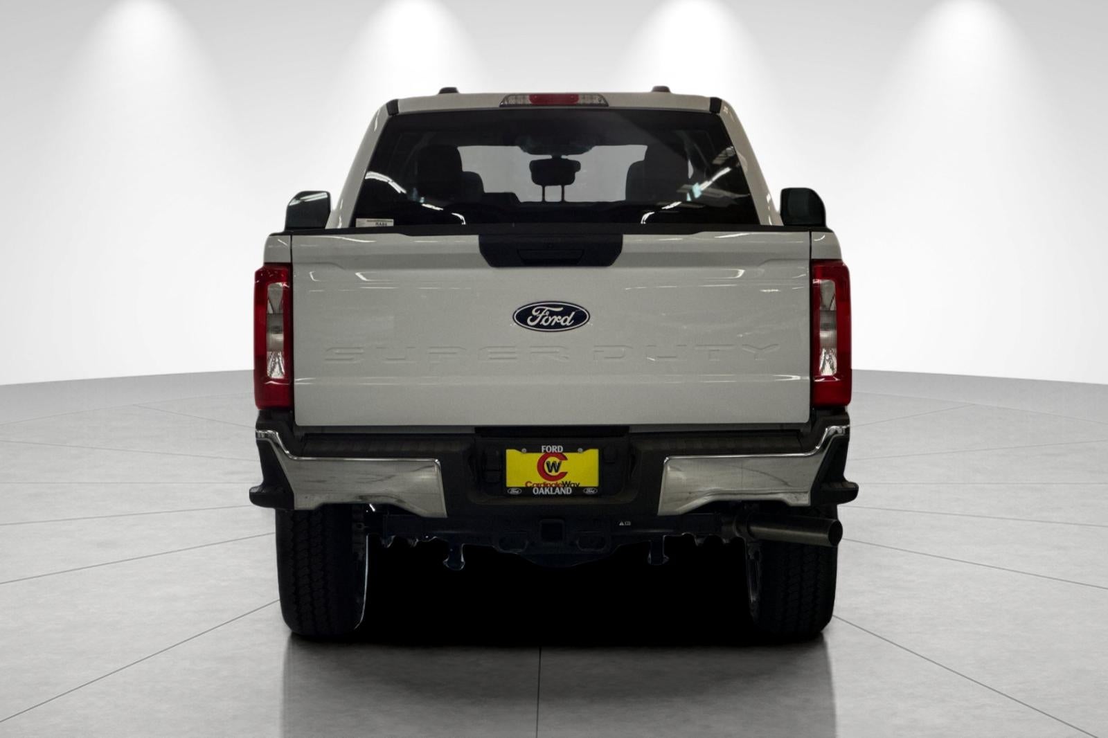 2027 Ford F-250SD XLT