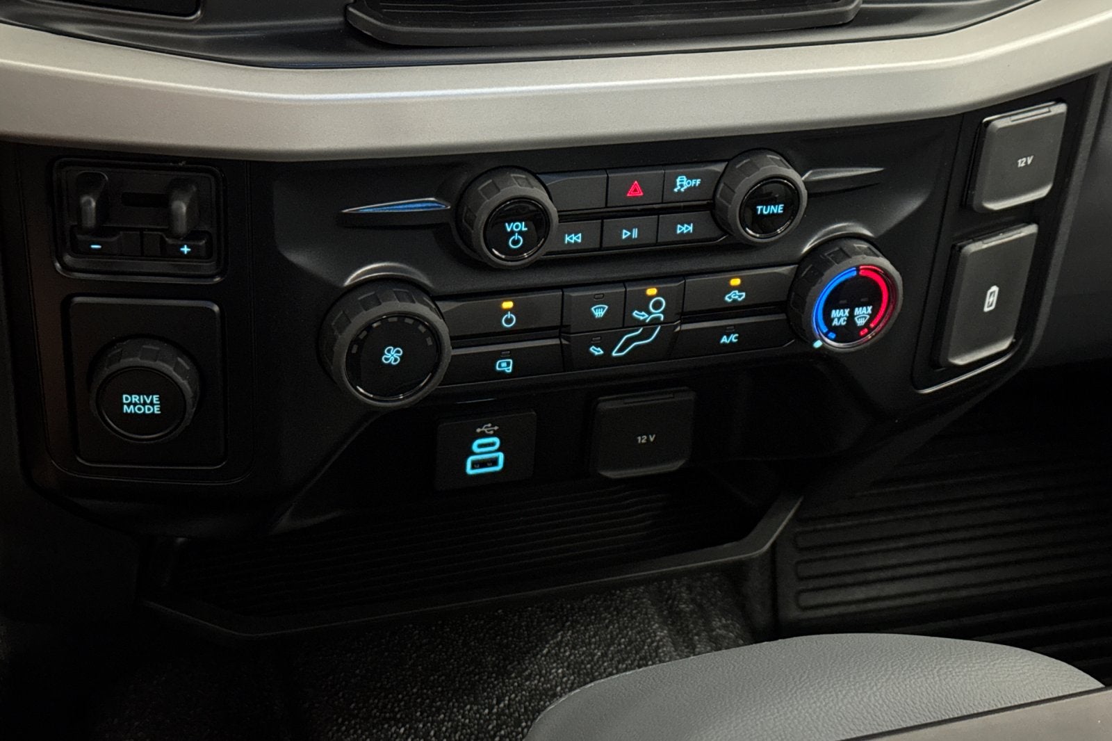 2027 Ford F-250SD XL