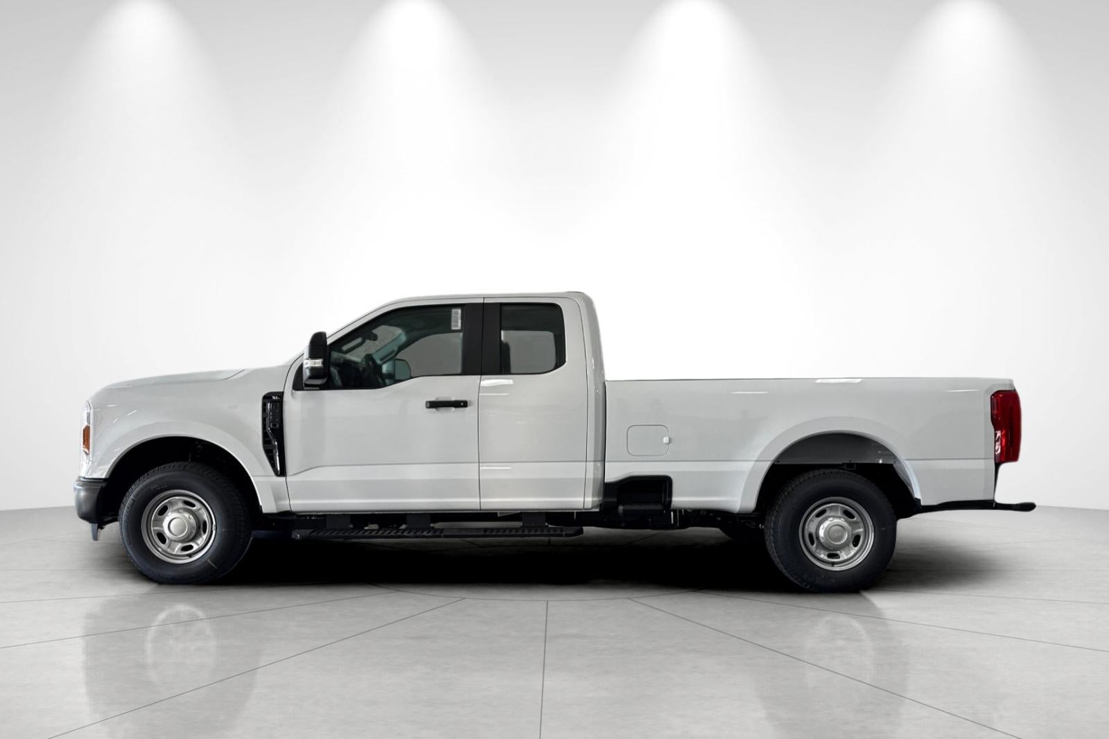 2027 Ford F-250SD XL
