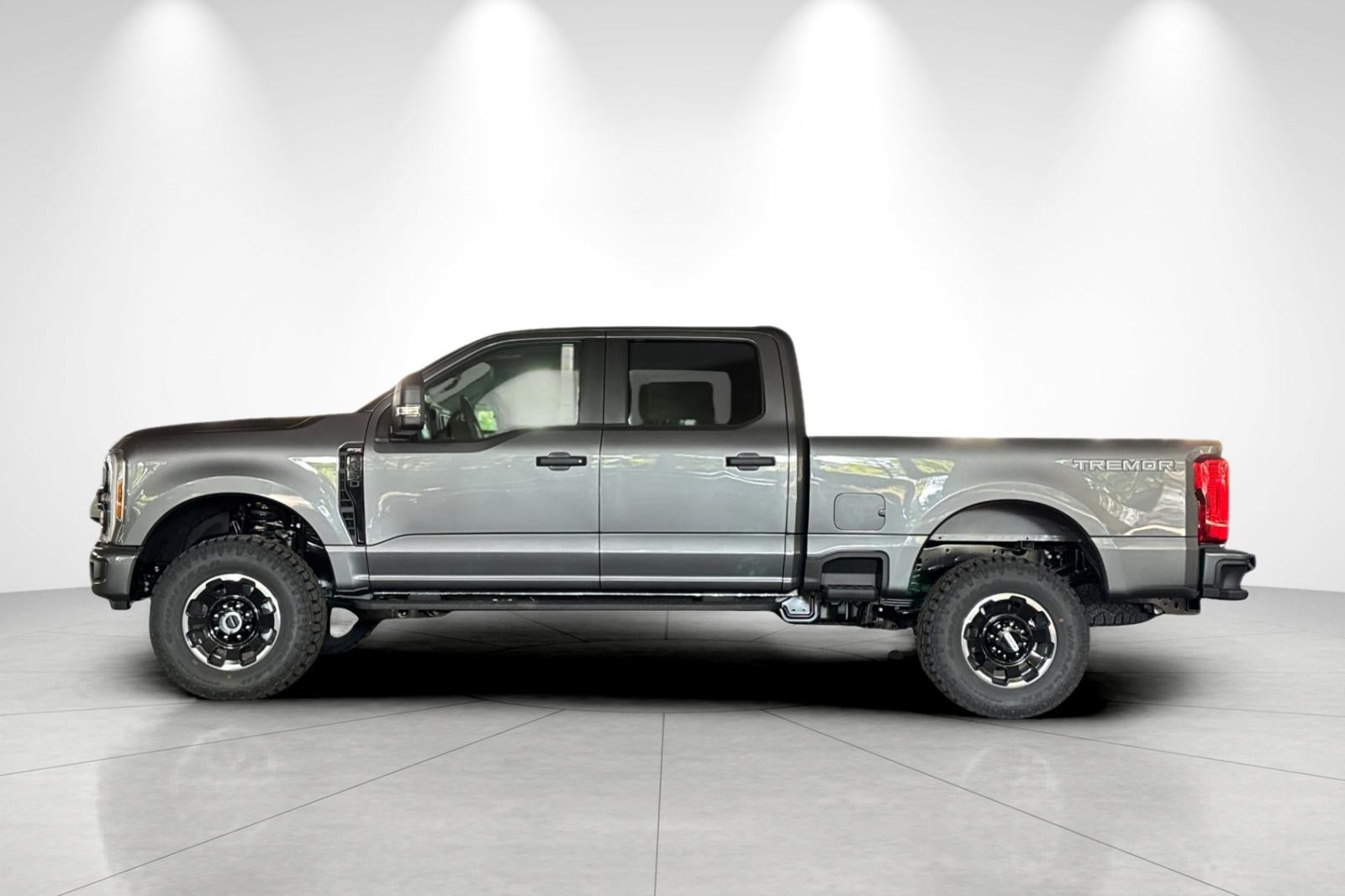 2027 Ford F-250SD XL