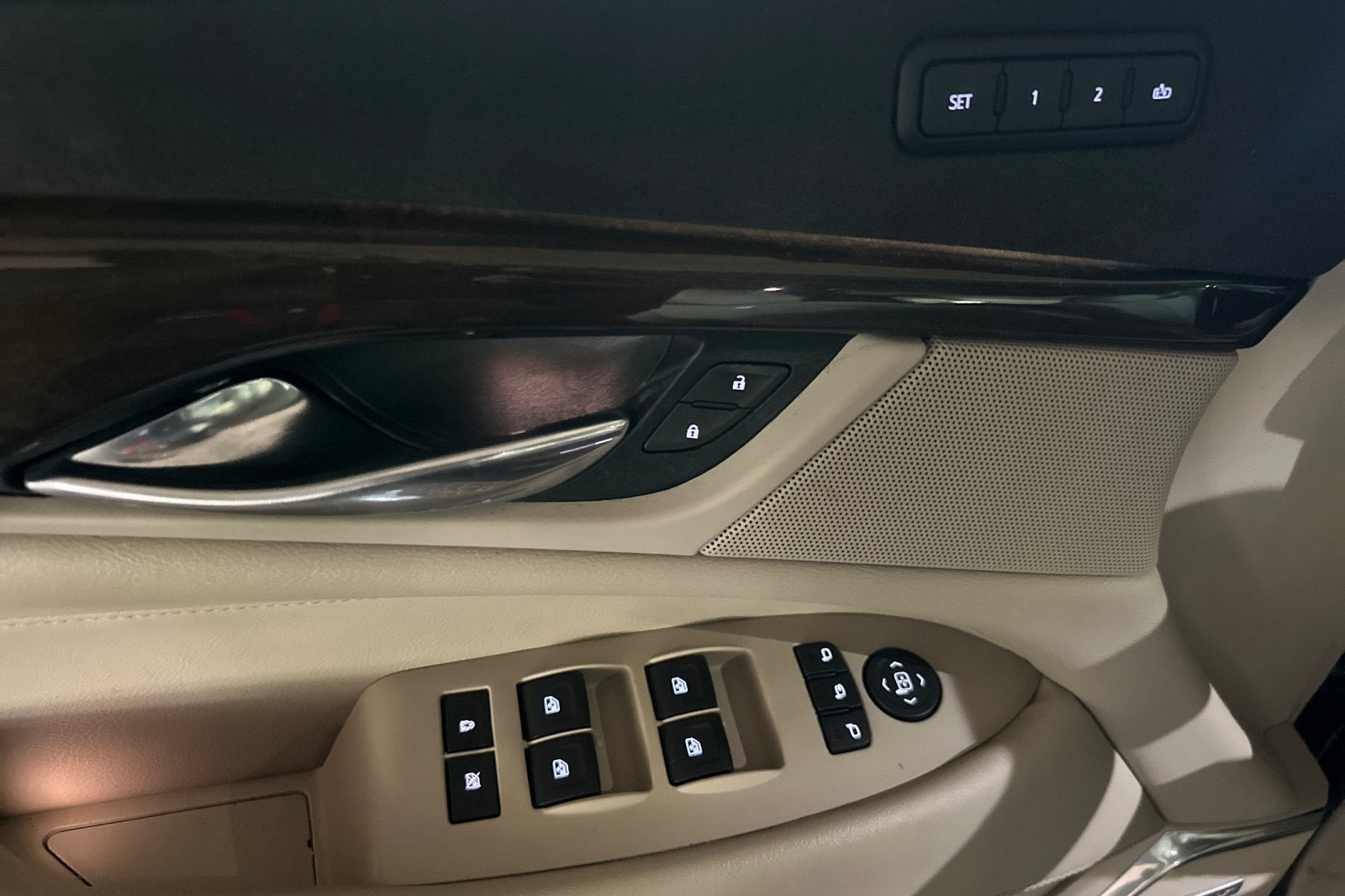 2020 Cadillac Escalade Luxury