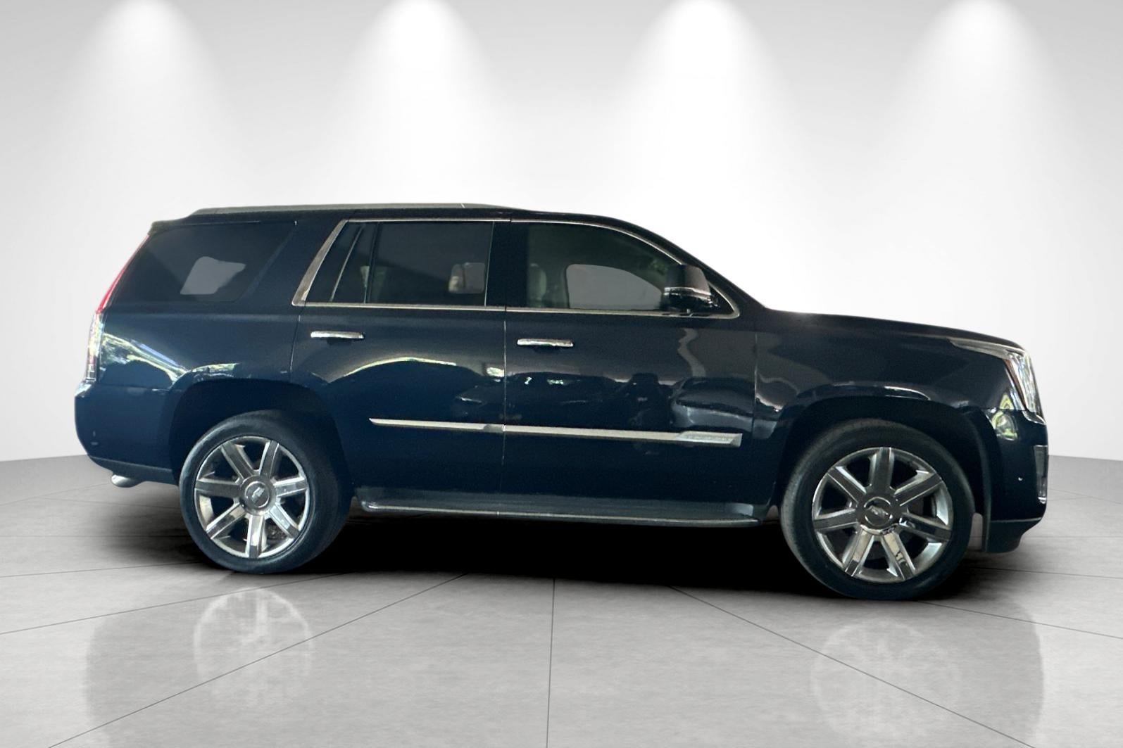 2020 Cadillac Escalade Luxury