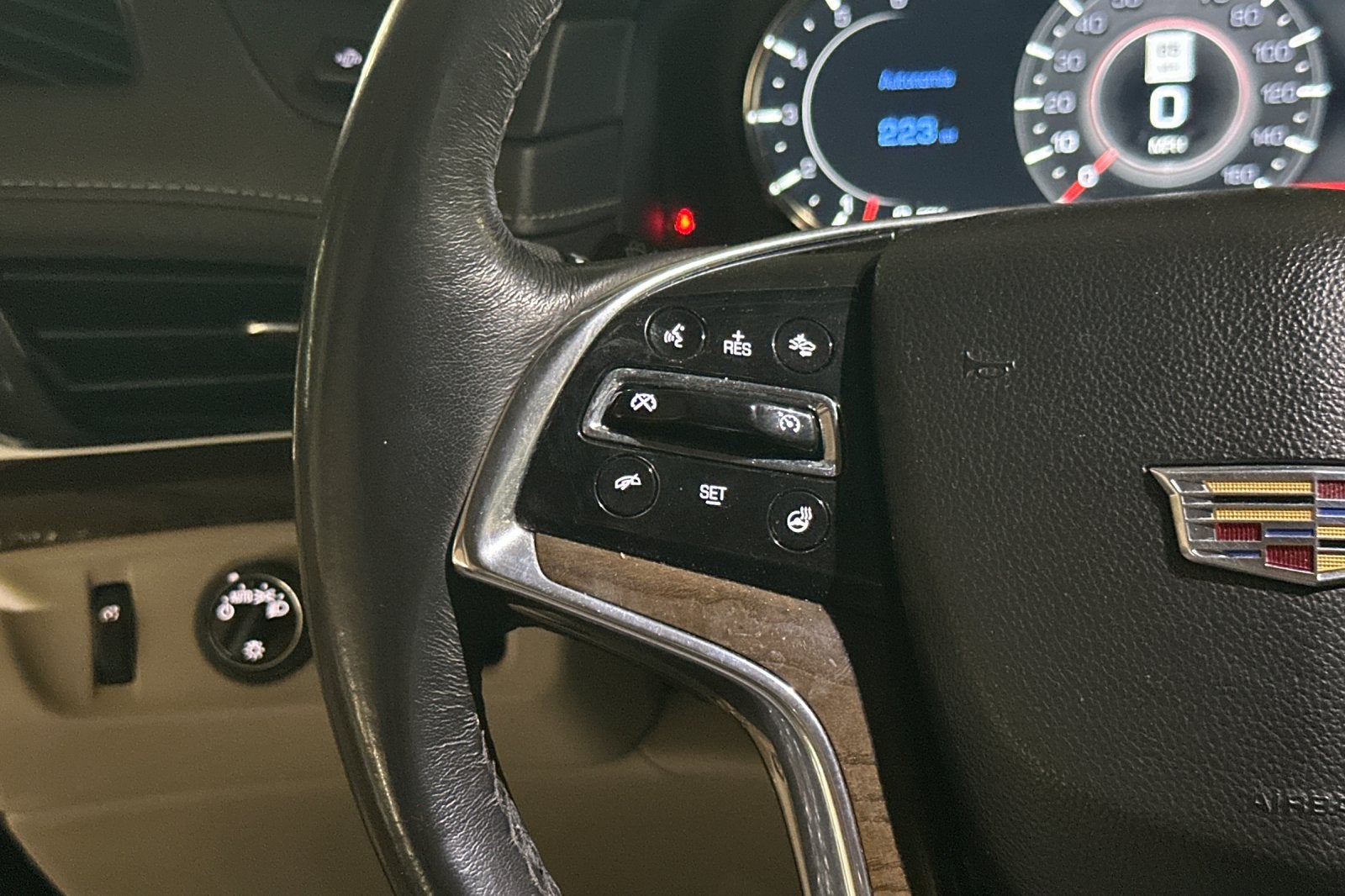 2020 Cadillac Escalade Luxury