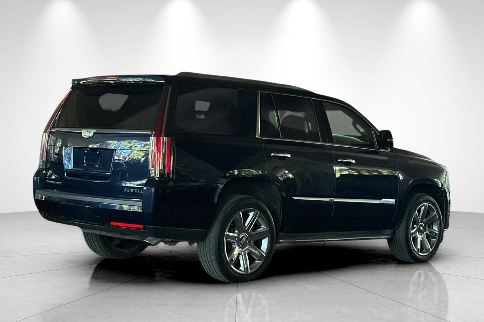 2020 Cadillac Escalade Luxury
