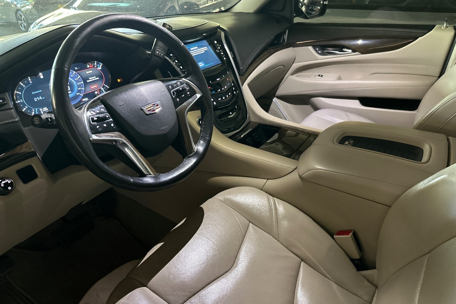 2020 Cadillac Escalade Luxury