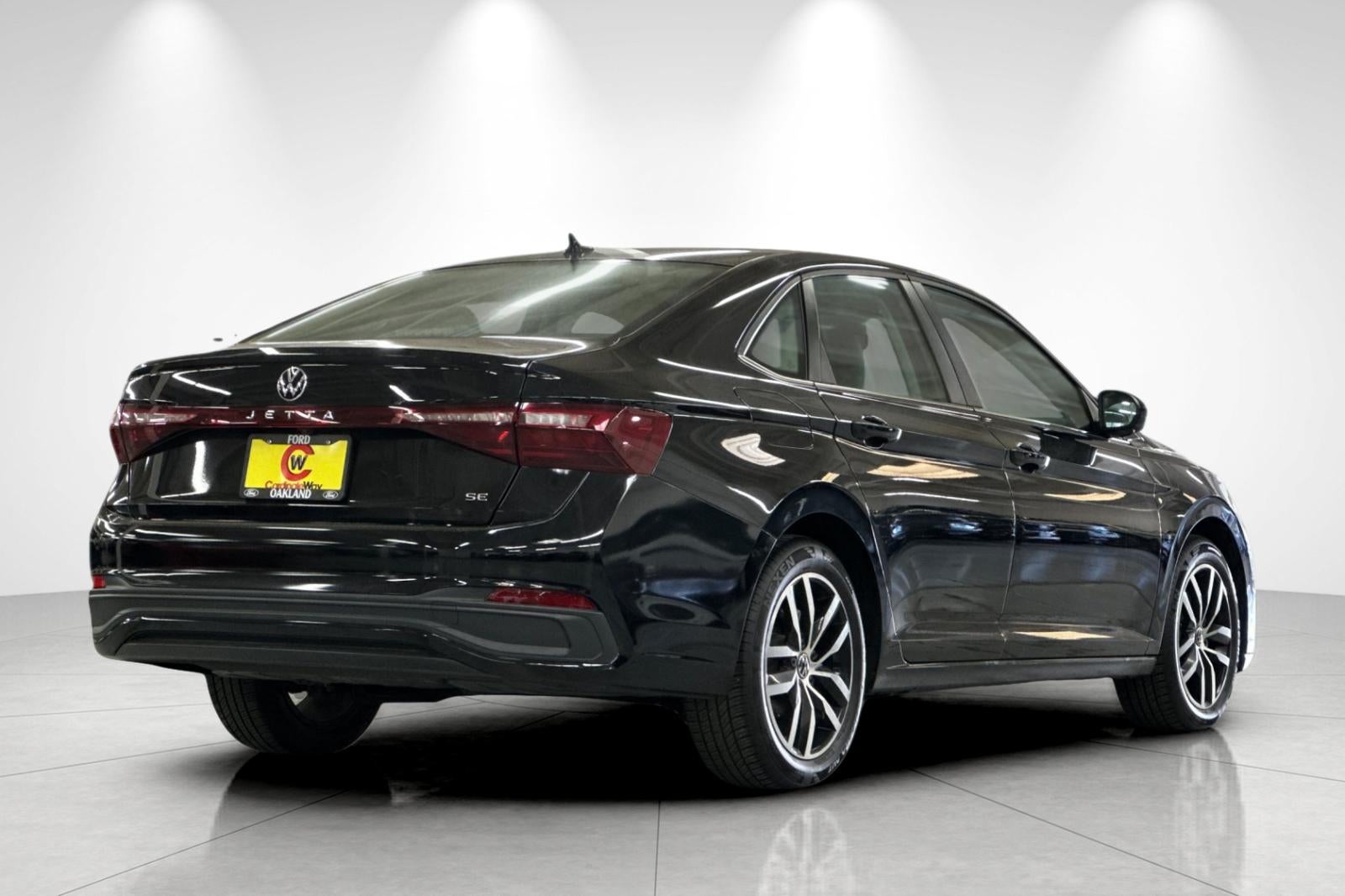 2025 Volkswagen Jetta 1.5T SE