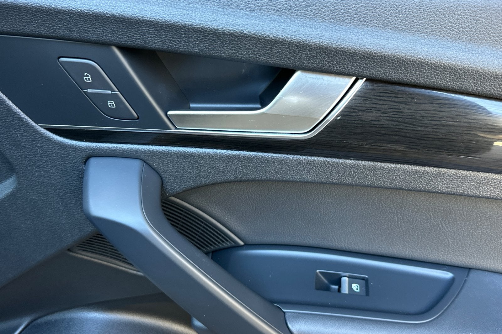 2020 Audi Q5 45 Premium Plus quattro