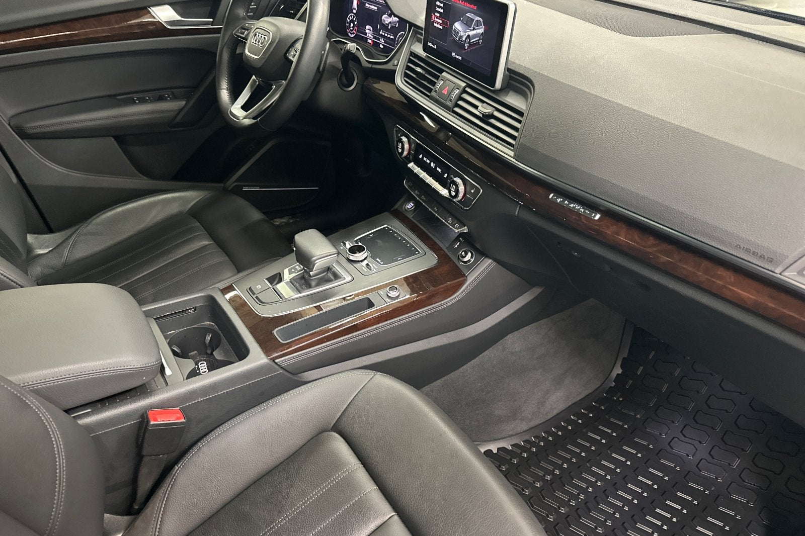 2020 Audi Q5 45 Premium Plus quattro