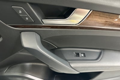 2020 Audi Q5 45 Premium Plus quattro