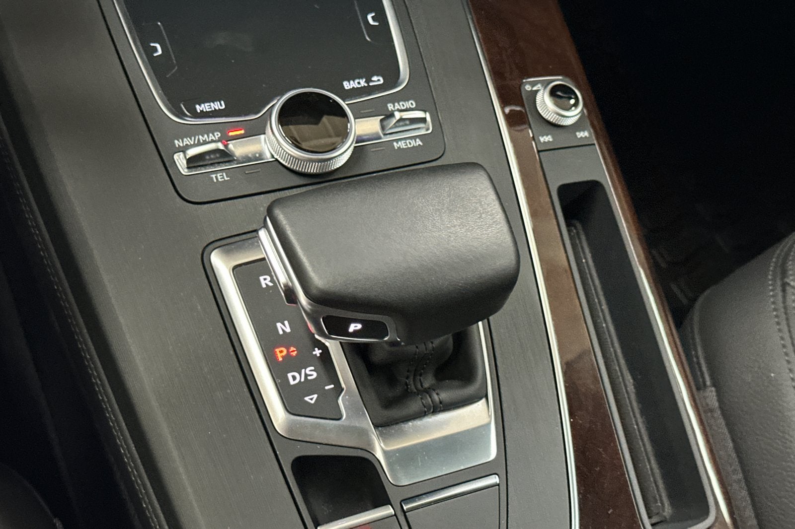 2020 Audi Q5 45 Premium Plus quattro