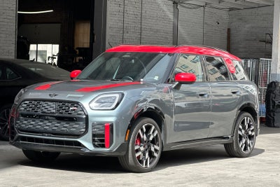 2025 MINI John Cooper Works Countryman Iconic