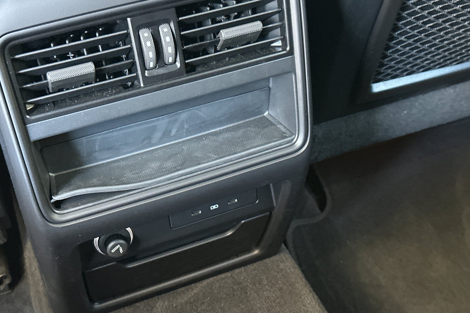 2025 Porsche Cayenne Base