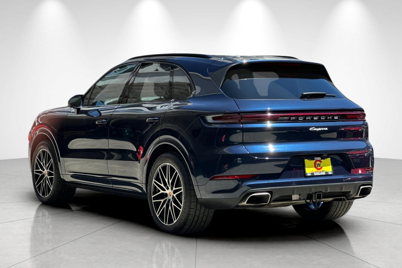 2025 Porsche Cayenne Base